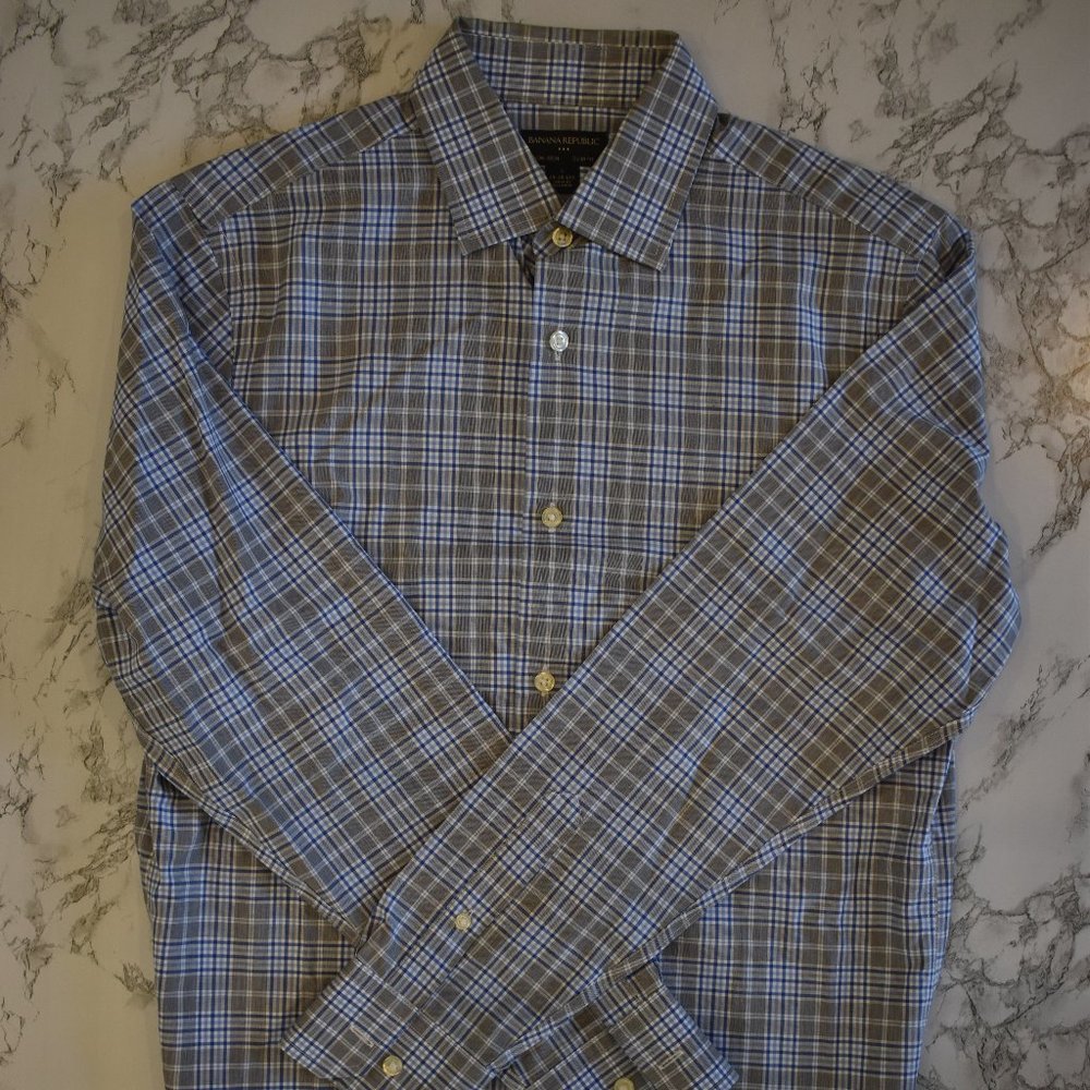 Banana Republic Men's long sleeve dress shirt
